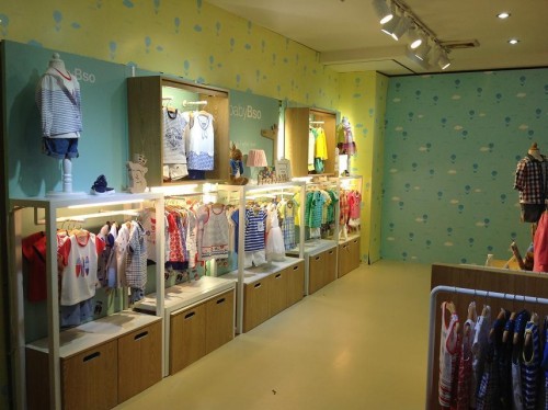 巴迪宝贝童装店铺展示