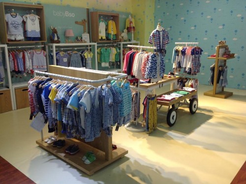 巴迪宝贝童装店铺展示