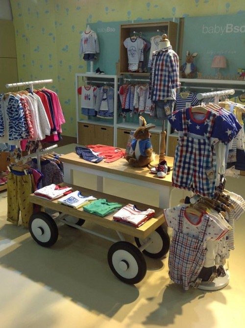巴迪宝贝童装店铺展示