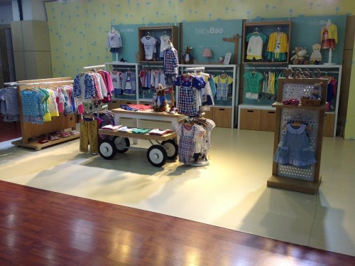 巴迪宝贝童装店铺形象