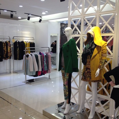 珂尼丽尔女装店铺展示