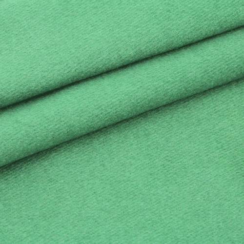 雪莲男装店铺展示