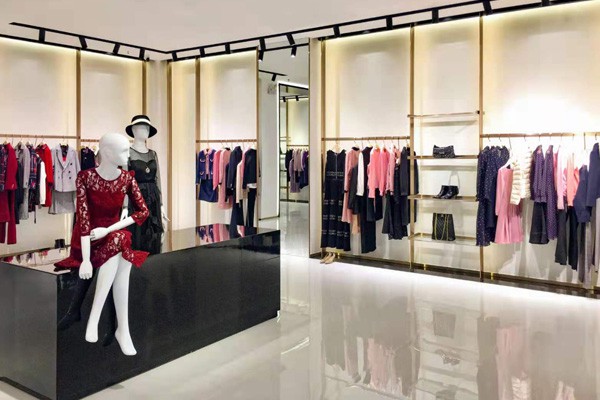 迪图女装店铺展示