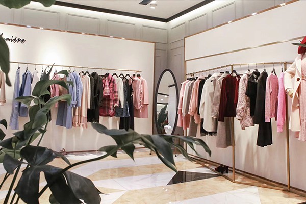 光线花园女装店铺形象