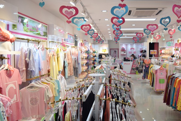 牧柔内衣店铺展示