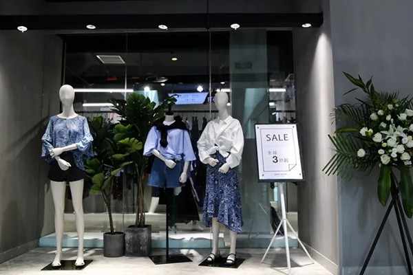 mindbridge女装店铺展示