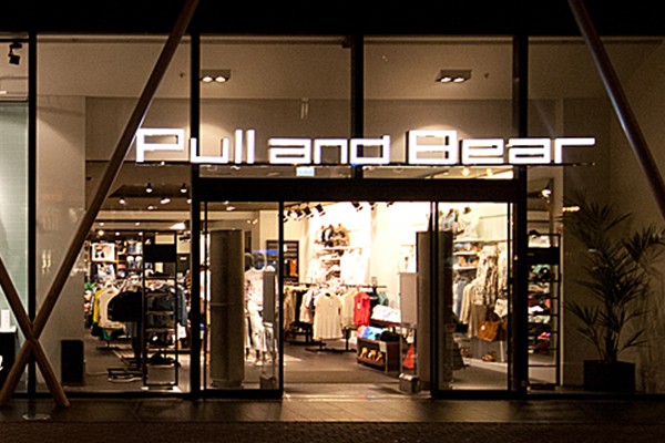 pull&bear休闲装店铺形象