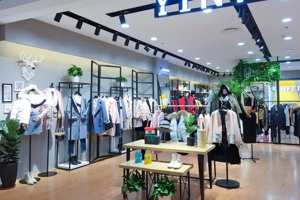 音非女装店铺形象