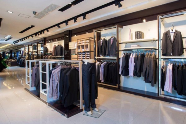 虎都男装店铺展示