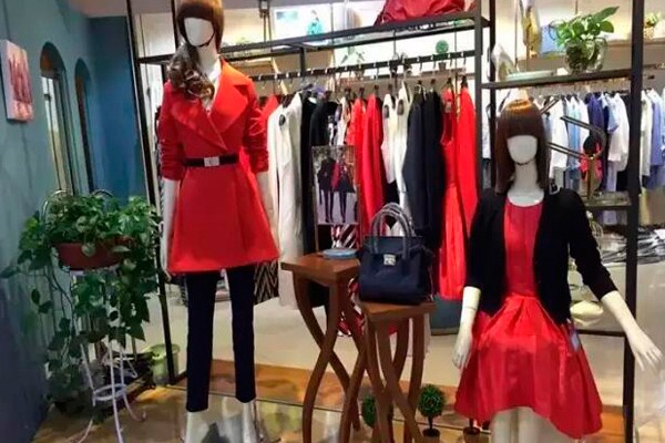 璞秀女装店铺形象