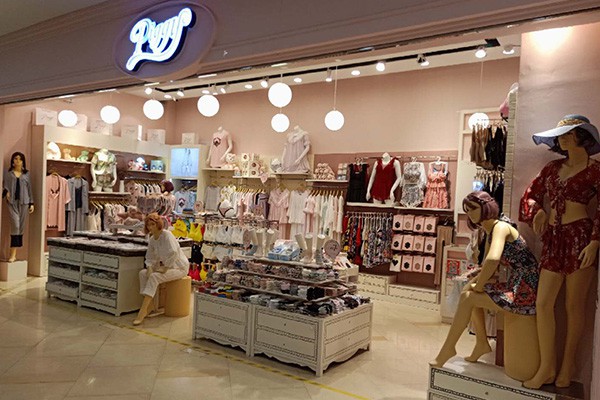 唯爱小窝内衣店铺展示