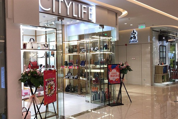 城市生活女装店铺展示