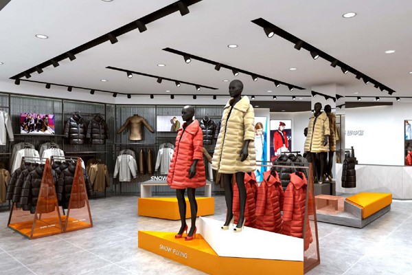 雪中飞羽绒服店铺展示