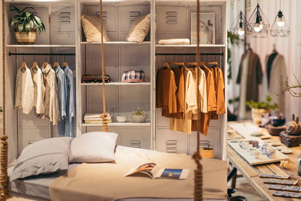 塔拉夏女装店铺展示