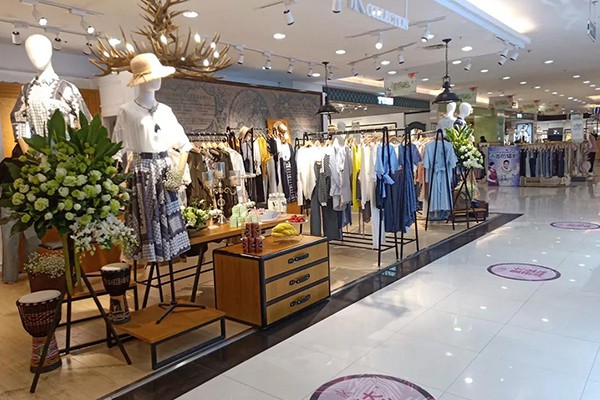 IK女装店铺展示