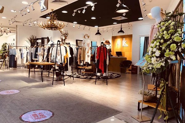 IK女装店铺展示