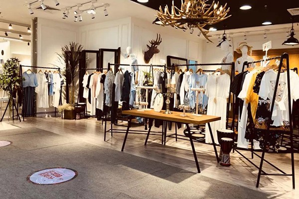 IK女装店铺展示