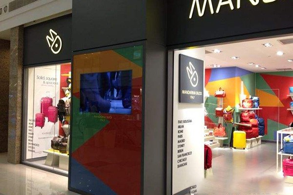 SPAO休闲装店铺展示