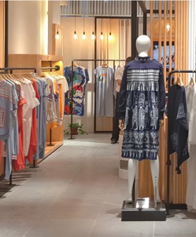 唤觉AWAKENING女装店铺形象