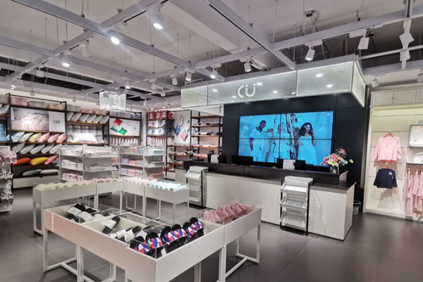 CU内衣店铺展示