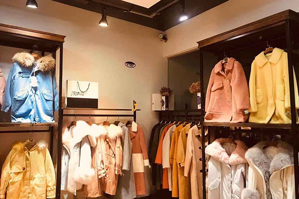 淘衣岛女装店铺展示