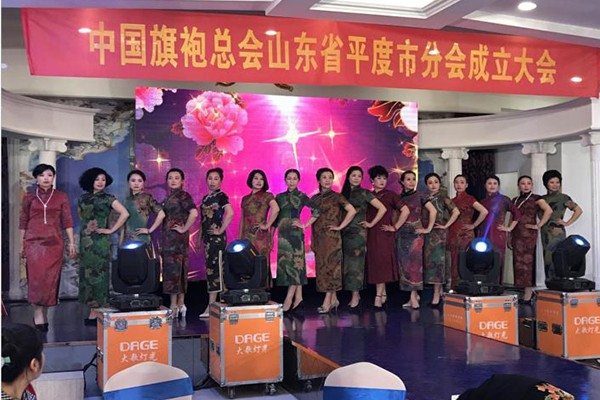 国色匠品女装店铺展示