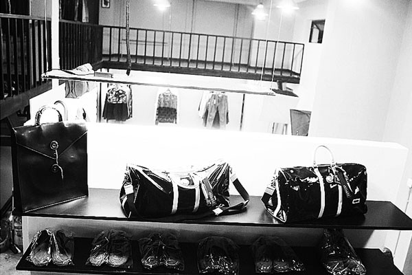 有男度男装店铺展示