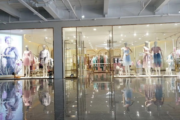 MVSSE淼色女装店铺展示