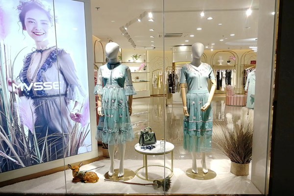 MVSSE淼色女装店铺展示