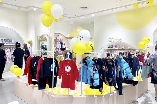 淇木童装店铺展示