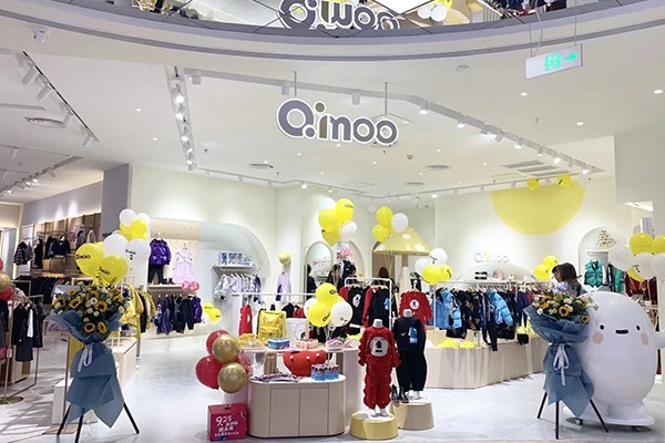 淇木童装店铺展示