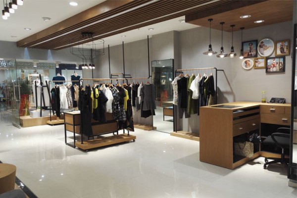 傲丝度女装店铺形象