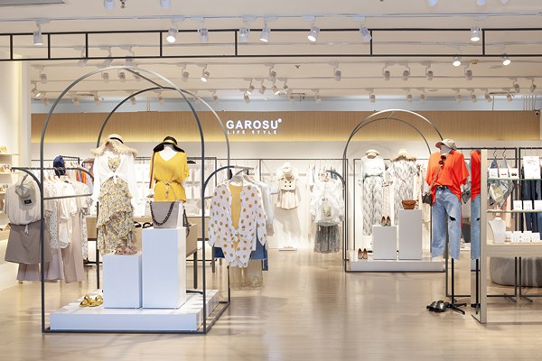 GAROSU女装店铺形象