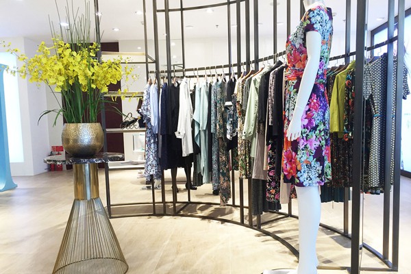 沐兰女装店铺形象