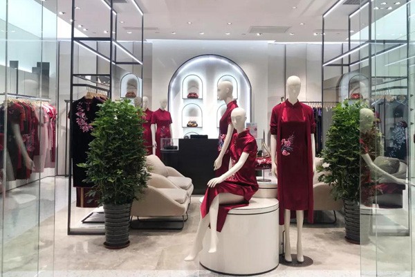 懿菲女装店铺展示