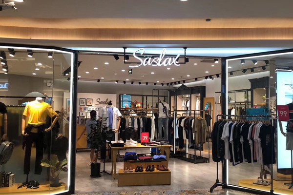 莎斯莱思女装店铺形象