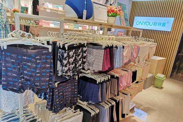 欧林雅内衣店铺形象