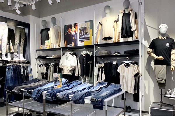 HX男装店铺展示