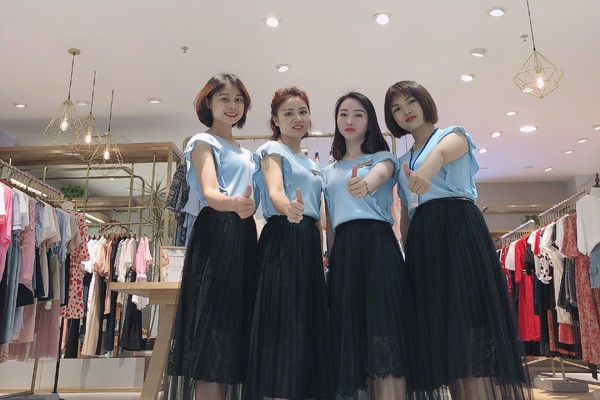 范卡图女装店铺形象