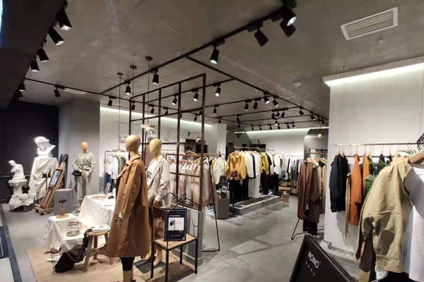 NONO女装店铺展示
