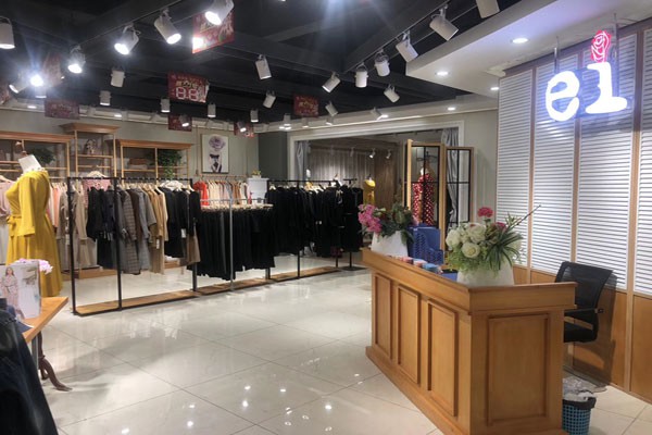 EI.女装店铺展示