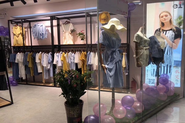 EI.女装店铺展示