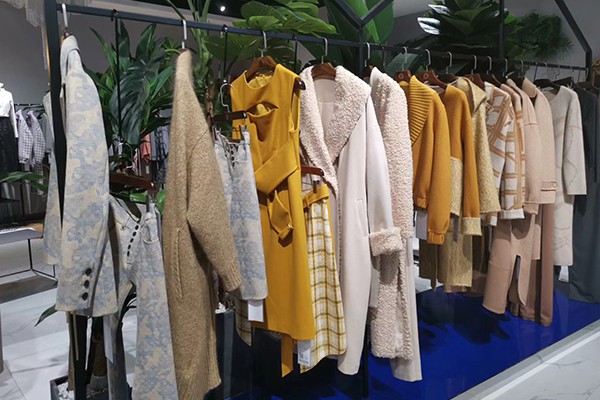 DakaTrip女装店铺展示