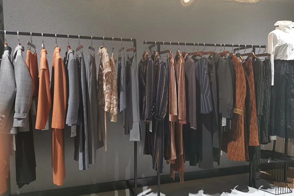 DakaTrip女装店铺展示