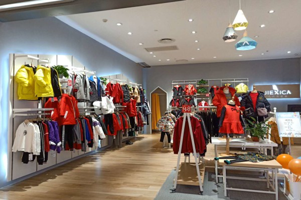 杰西凯童装店铺形象