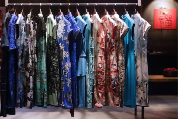 花禅女装店铺展示