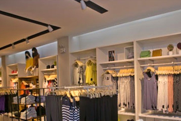 TOPFEELING女装店铺形象