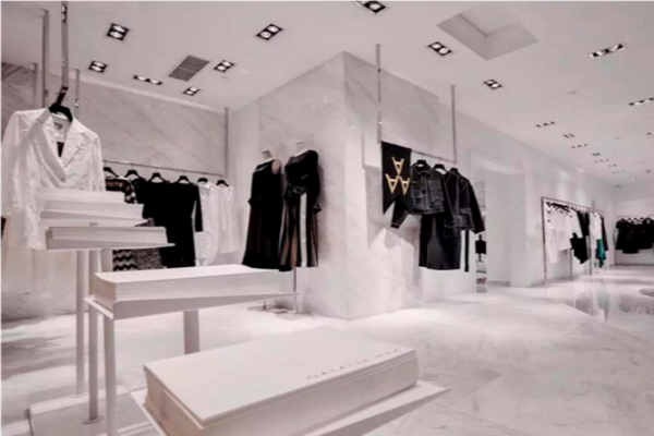 沫黎女装店铺展示