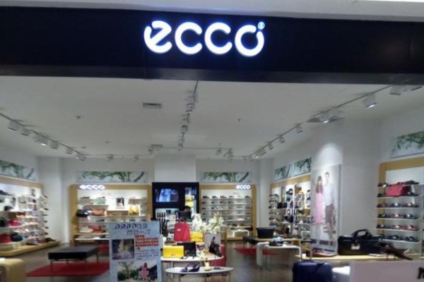 爱步鞋帽店铺展示