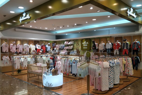 hallmark babies童装店铺展示